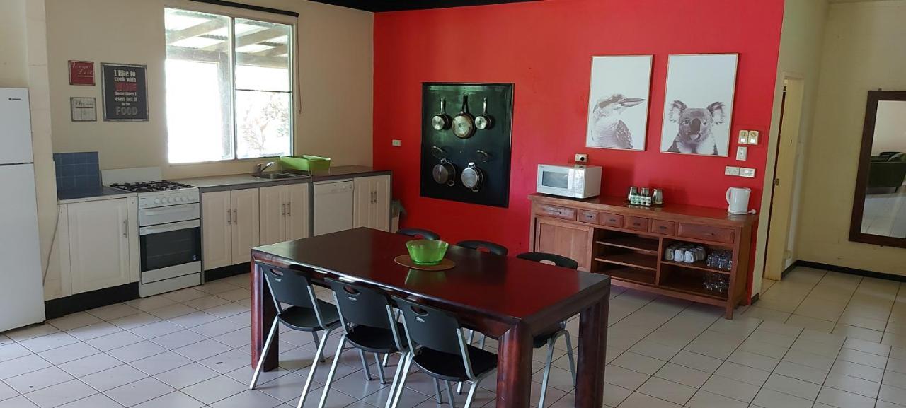 Litchfield Tourist Park Otel Batchelor Dış mekan fotoğraf