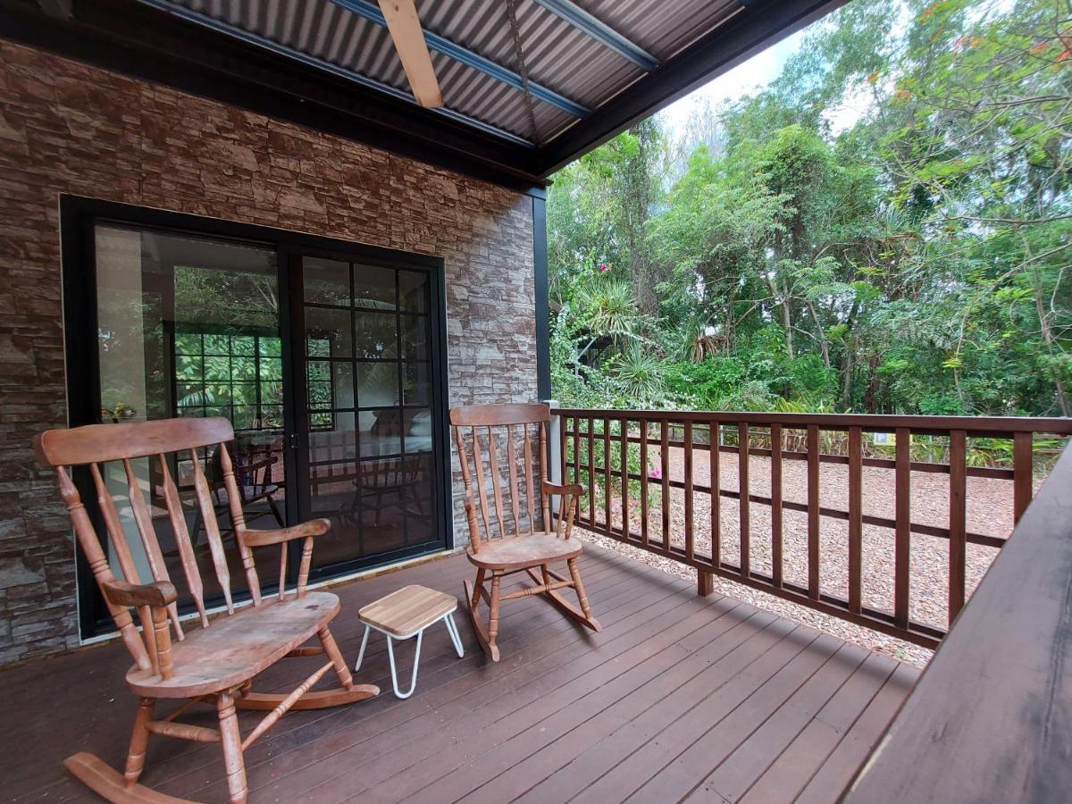 Litchfield Tourist Park Otel Batchelor Dış mekan fotoğraf