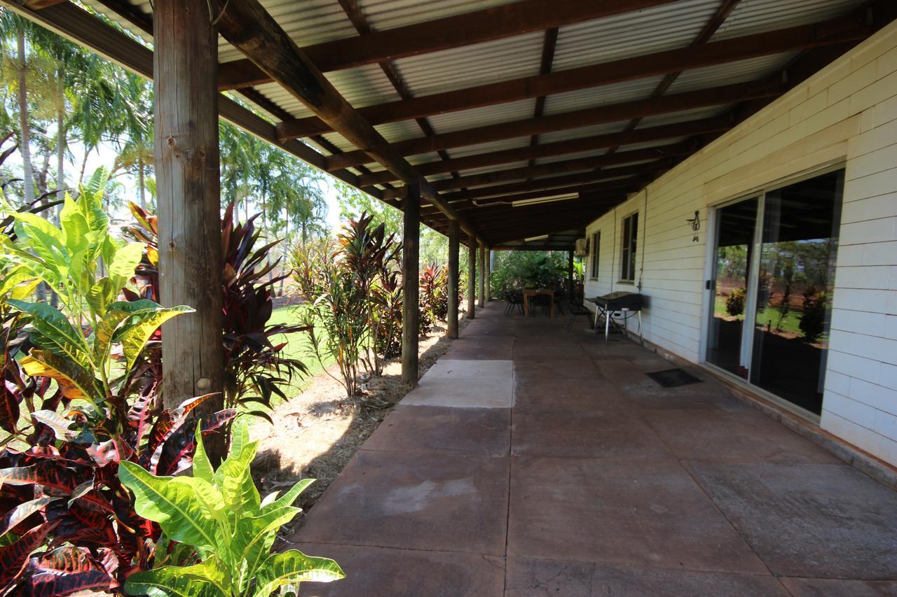 Litchfield Tourist Park Otel Batchelor Dış mekan fotoğraf
